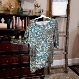 Catherine's 2x Tunic Top